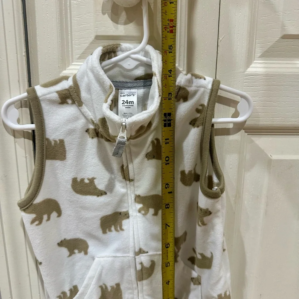 Carter's Bear Fleece Vest unisex 24m, Brand New, White And Cream, Zips, Pockets